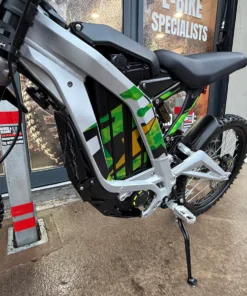 sed 2024 Sur Ron Light Bee Silver/Green